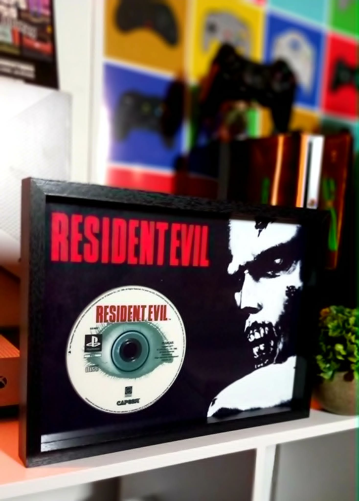 Cadre décoratif Resident Evil 1 PlayStation – zombie Capcom